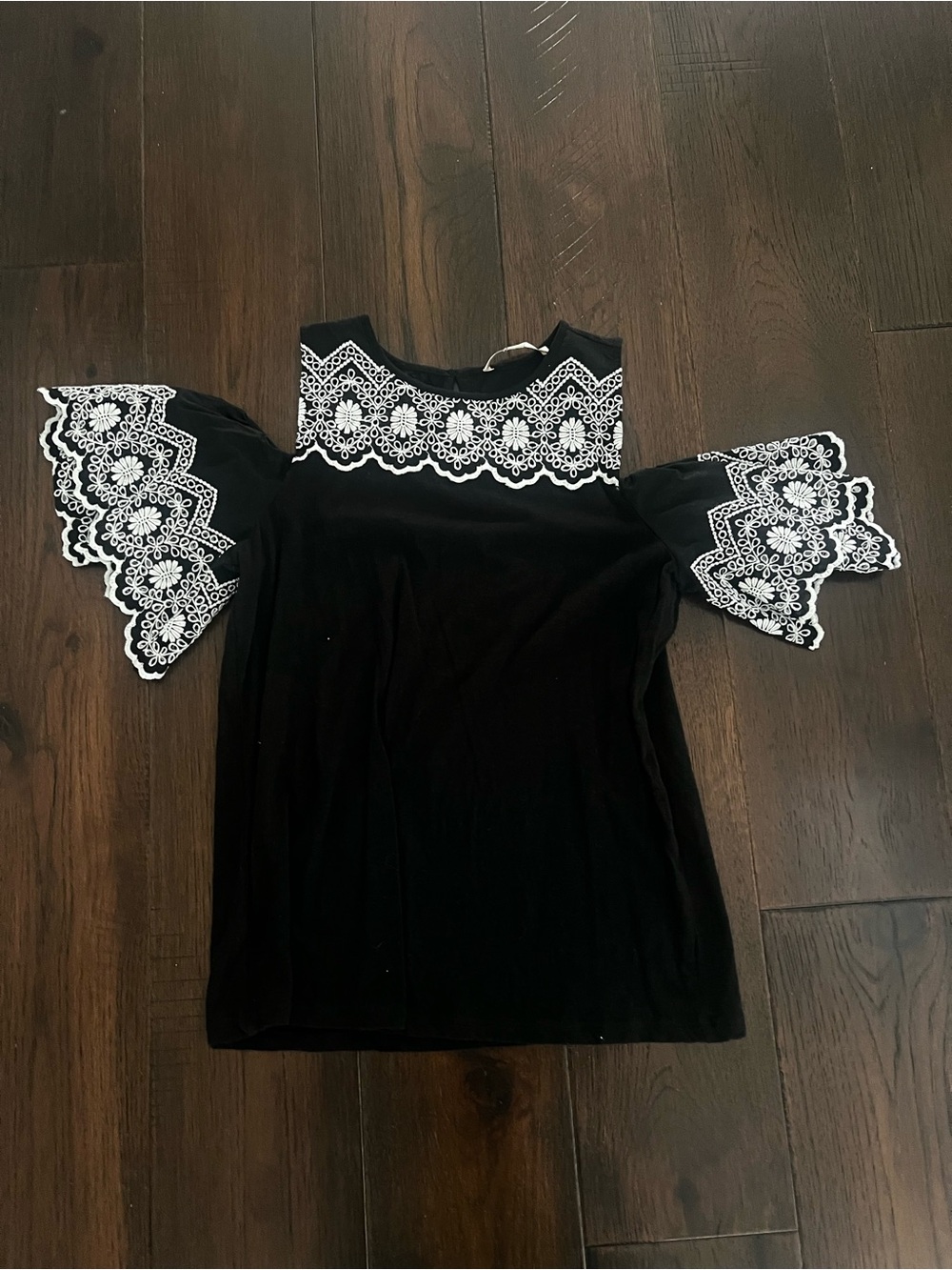Black Women's Lace-Trim Cold Shoulder Top